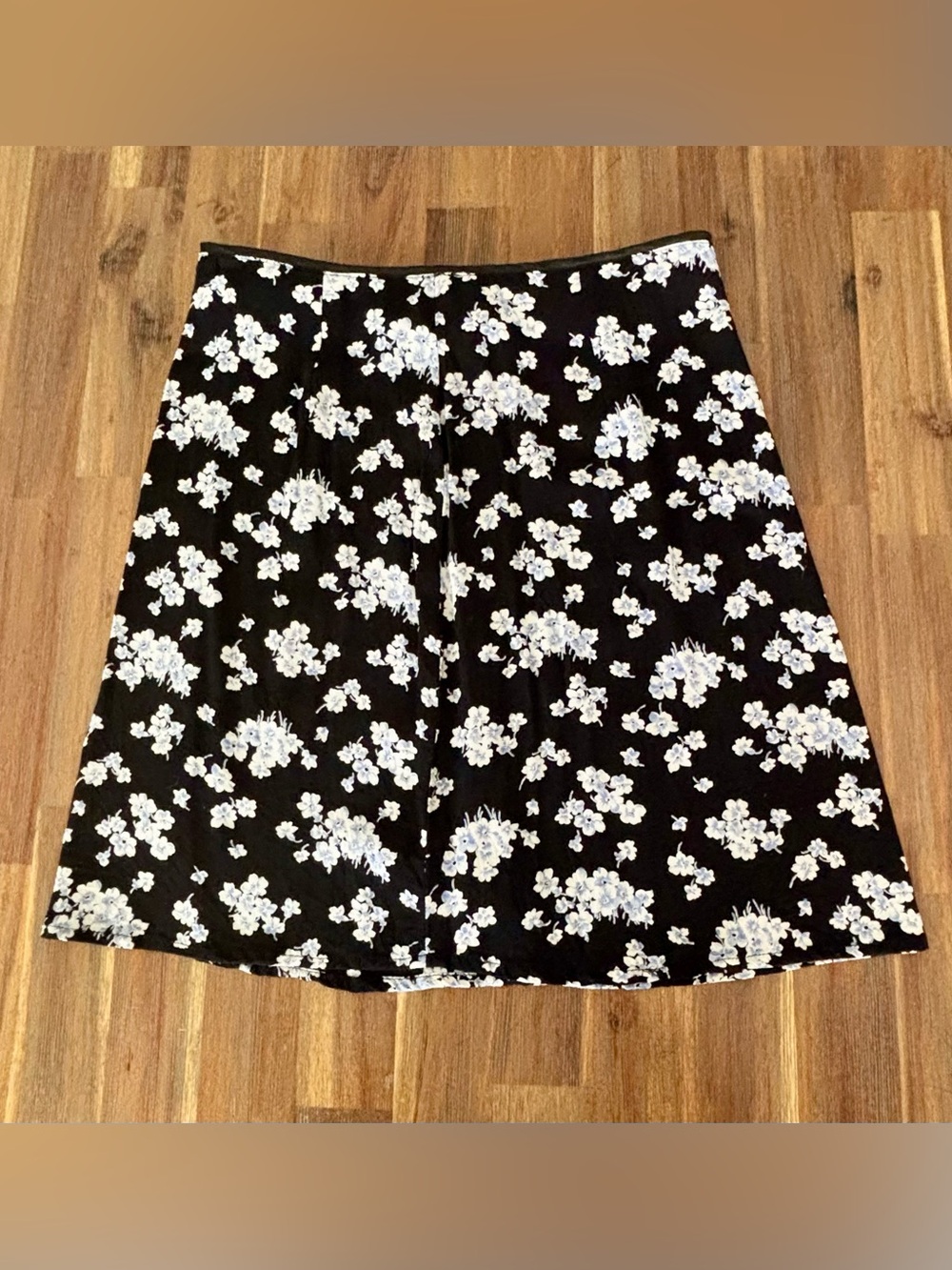 GAP Black Floral A-Line Skirt - Classic Women's Skirt